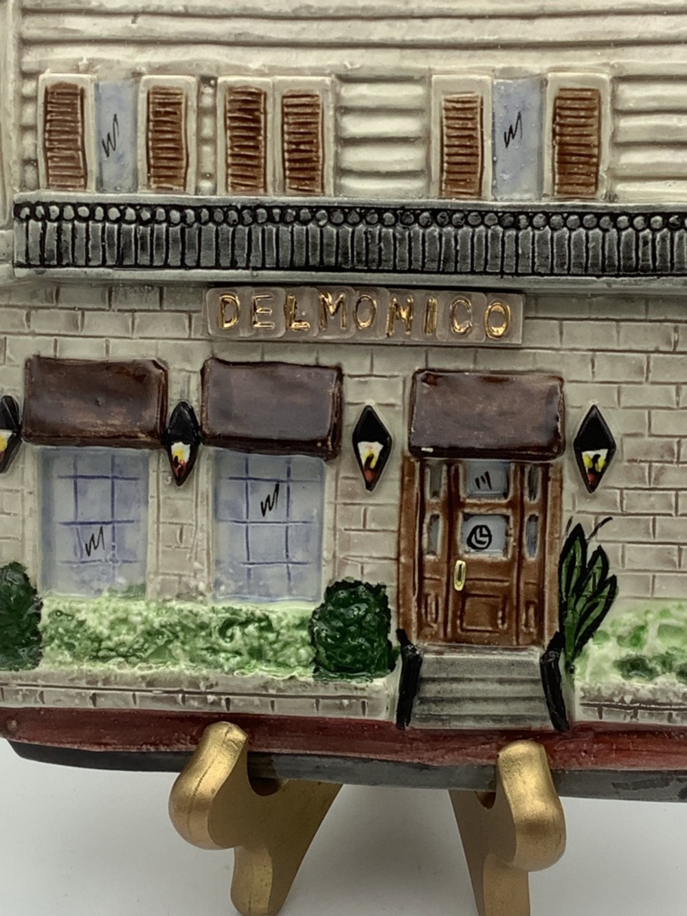Clay Originals New Orleans Delmonico Building Wall Plaque - Picture 3 of 8